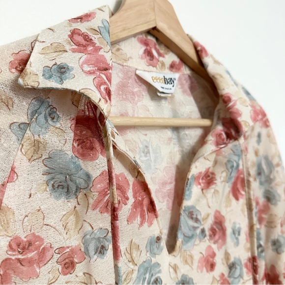 Vintage Floral Blouse Size Medium - Picture 2 of 7